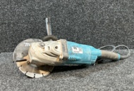 1457352 Angle grinder - Makita GA7020S