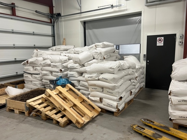 1420411-21 Parti med spannmål, utgånget datum