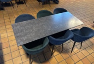 1372777 Matgrupp med 2 bord och 6 stolar