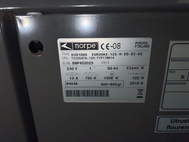 1465145-6 Displaykylskåp Norpe H39100S