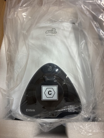 1465131-6 Charging box Schneider Electric Evlink home 11KW T2