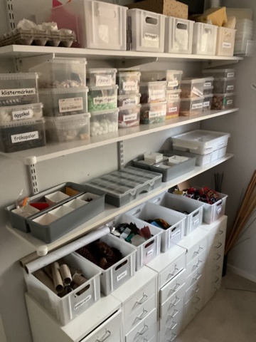 1197358-5 Everything in the room