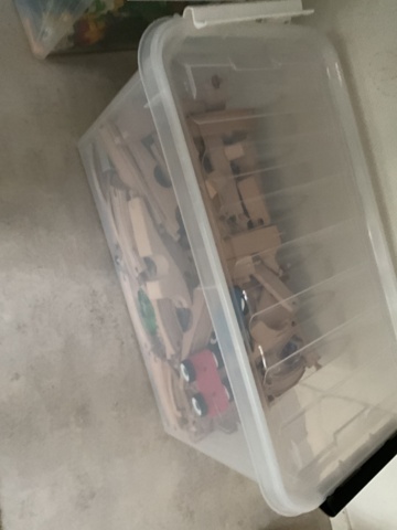 1197359-9 Everything in the room