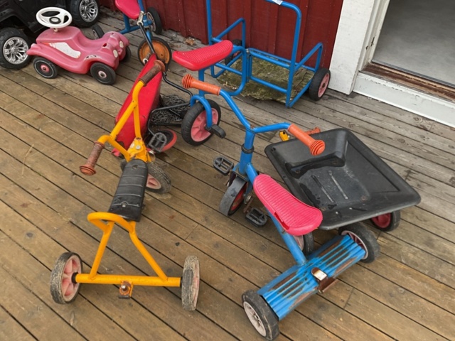 1197360-2 Various outdoor toys