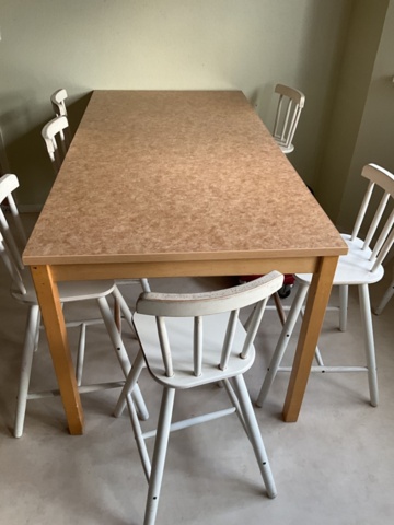 1197362-2 Tables and chairs for children