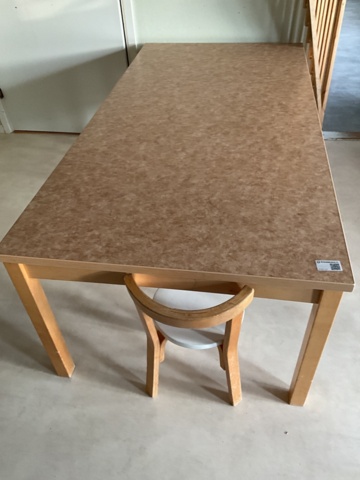 1197362-5 Tables and chairs for children