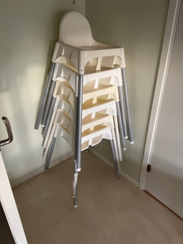 1197362-6 Tables and chairs for children