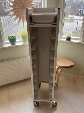 1197363-2 Tray trolley with trays