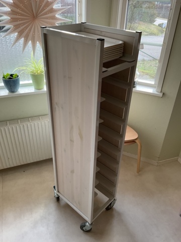 1197363-4 Tray trolley with trays