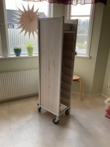 1197363-5 Tray trolley with trays