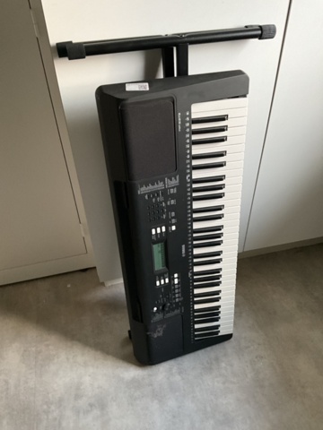 1197371-1 Electric piano PSR E373