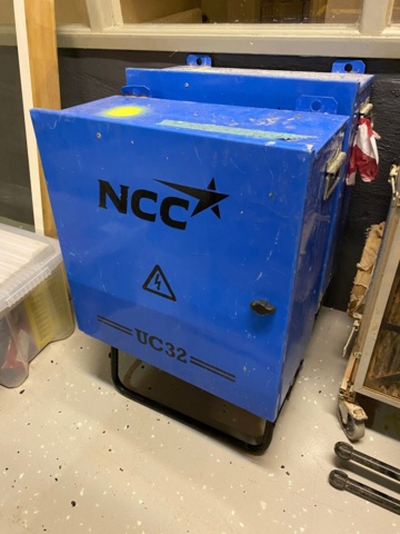 1465295-1 Construction center UC32