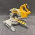 1465355-1 Miter saw Dewalt DCS777