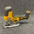1465358-1 Sticksåg Dewalt DCS335