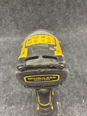 1465360-6 Slagskruvdragare DeWalt DCF850