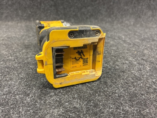 1465360-10 Slagskruvdragare DeWalt DCF850