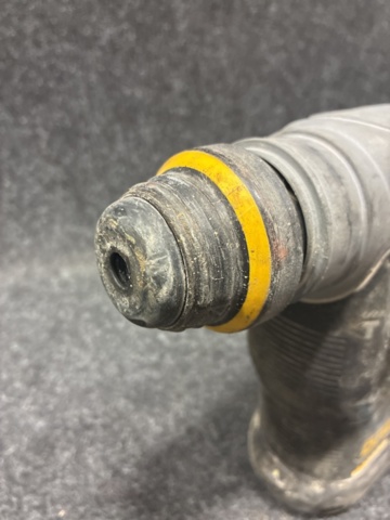 1465362-3 Borrhammare DeWalt DCH273