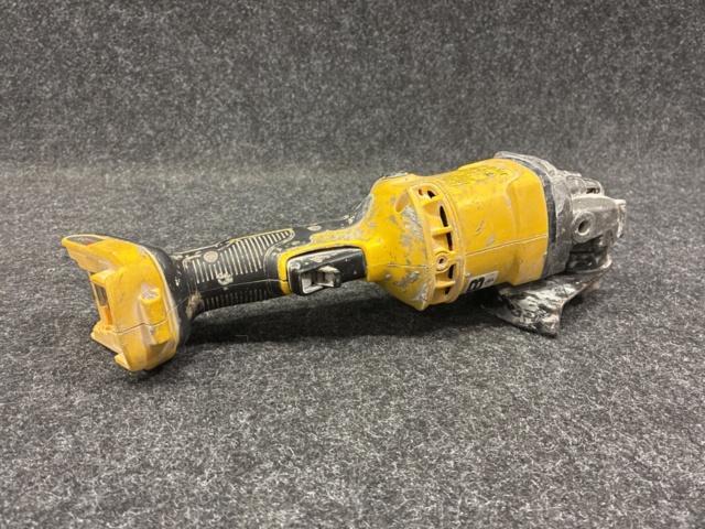 1465363-6 Vinkelslip DeWalt DCG418