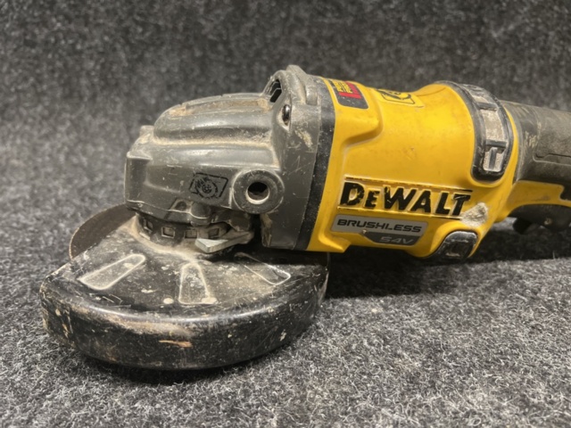 1465397-3 Angle grinder DeWalt DCG418