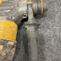 1465367-11 Hammer drill Dewalt DCH333