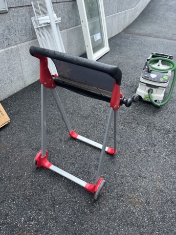 1421668-3 Dispenser/golvställ för avtorkningspapper - Tork