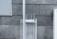 1421670 Väggsystem med 4 hyllor