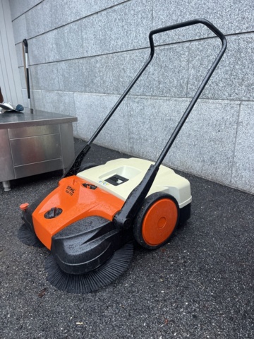 1421675-3 Sopmaskin batteridriven - Sthil KGA 770