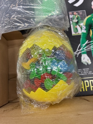 1466001-10 Assortment of children's toys