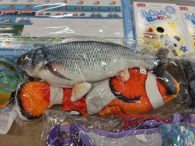 1466001-13 Assortment of children's toys