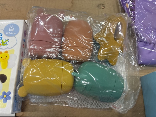 1466002-6 Sortiment med barnleksaker