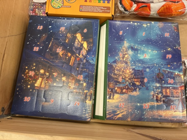 1466003-10 Assortment of children's toys