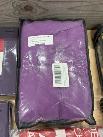 1466004-7 Sortiment med bäddset, påslakanset m.m.