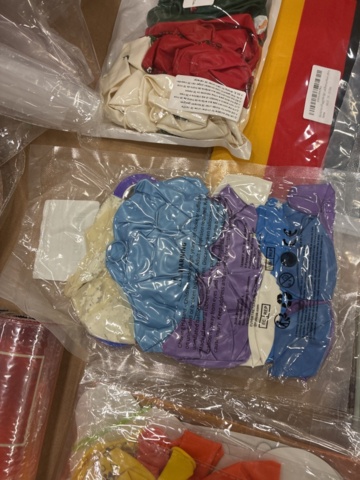 1466006-20 Assortment of party products