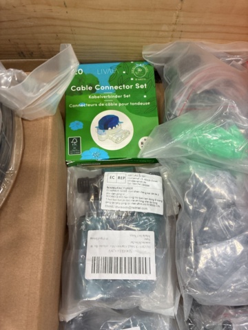 1466016-14 Home furnishing assortment