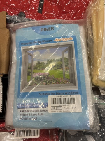 1466016-28 Home furnishing assortment