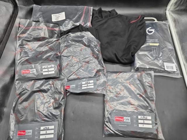 1407606-1 Functional garments, 7 pieces - black, size small