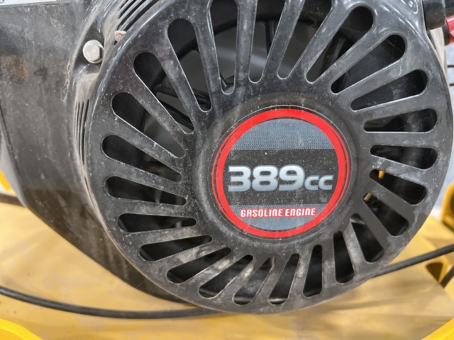 1466539-7 Markvibrator - 39000 N, 255 kg