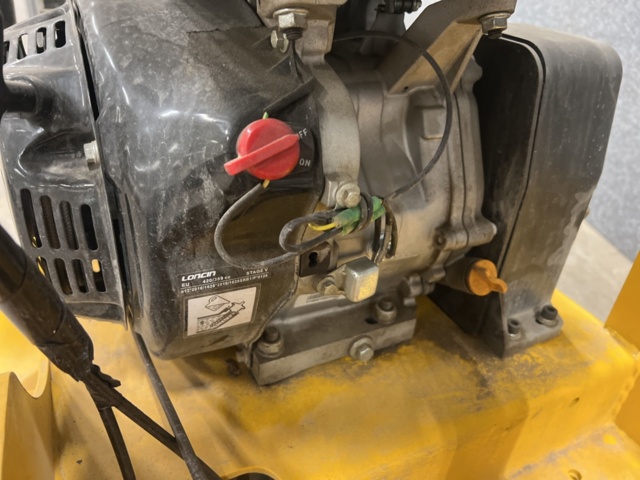 1466539-8 Markvibrator - 39000 N, 255 kg