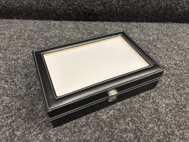 1465975-3 Klockbox - till 12 st klockor / armband / smycken