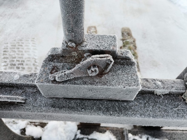 1401109-12 Pallgafflar BM-Fäste