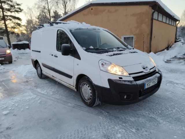 1401116-2 Toyota ProAce Skåpbil 2.0 D-4D -2014