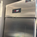 1408002-17 Food truck – fully equipped with restaurant kitchen, fridge/freezer, ventilation etc.