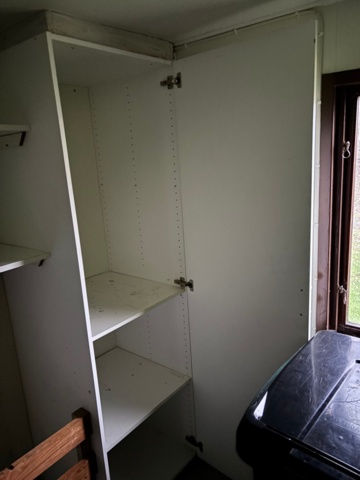 1372836-7 Fristående byggnad med enklare inredning