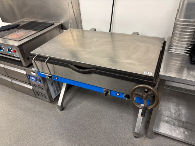 1372696-2 Stekbord med manuell tipp – Fribergs VKF 55/10