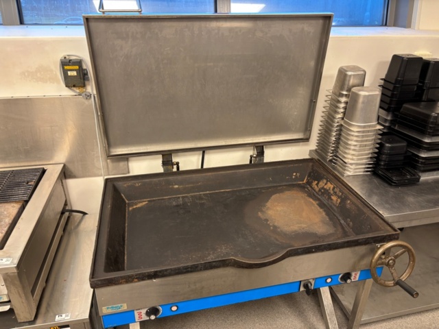 1372696-3 Stekbord med manuell tipp – Fribergs VKF 55/10