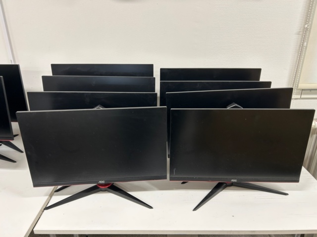 1442495-1 Datorskärmar 8 st - AOC 24G2U/BK