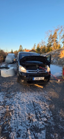 1320034-11 Citroën Berlingo Kombi 1.6i Manuell, 109hk, 2010 (Reparationsobjekt)