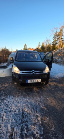 1320034-1 Citroën Berlingo Kombi 1.6i Manuell, 109hk, 2010 (Reparationsobjekt)