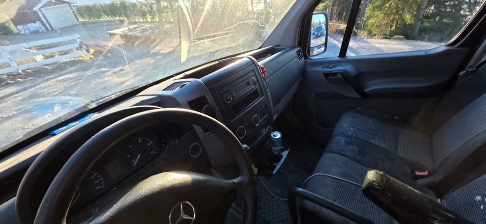 1320035-5 Mercedes-Benz Sprinter 213 CDI Skåpbil Automatisk, 129hk, 2013