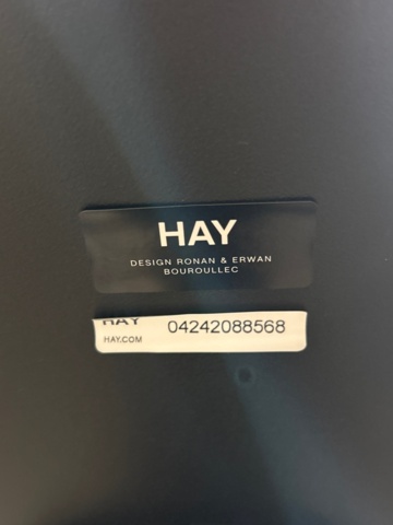 1389183-4 Bar stools and bar table - HAY Palissade